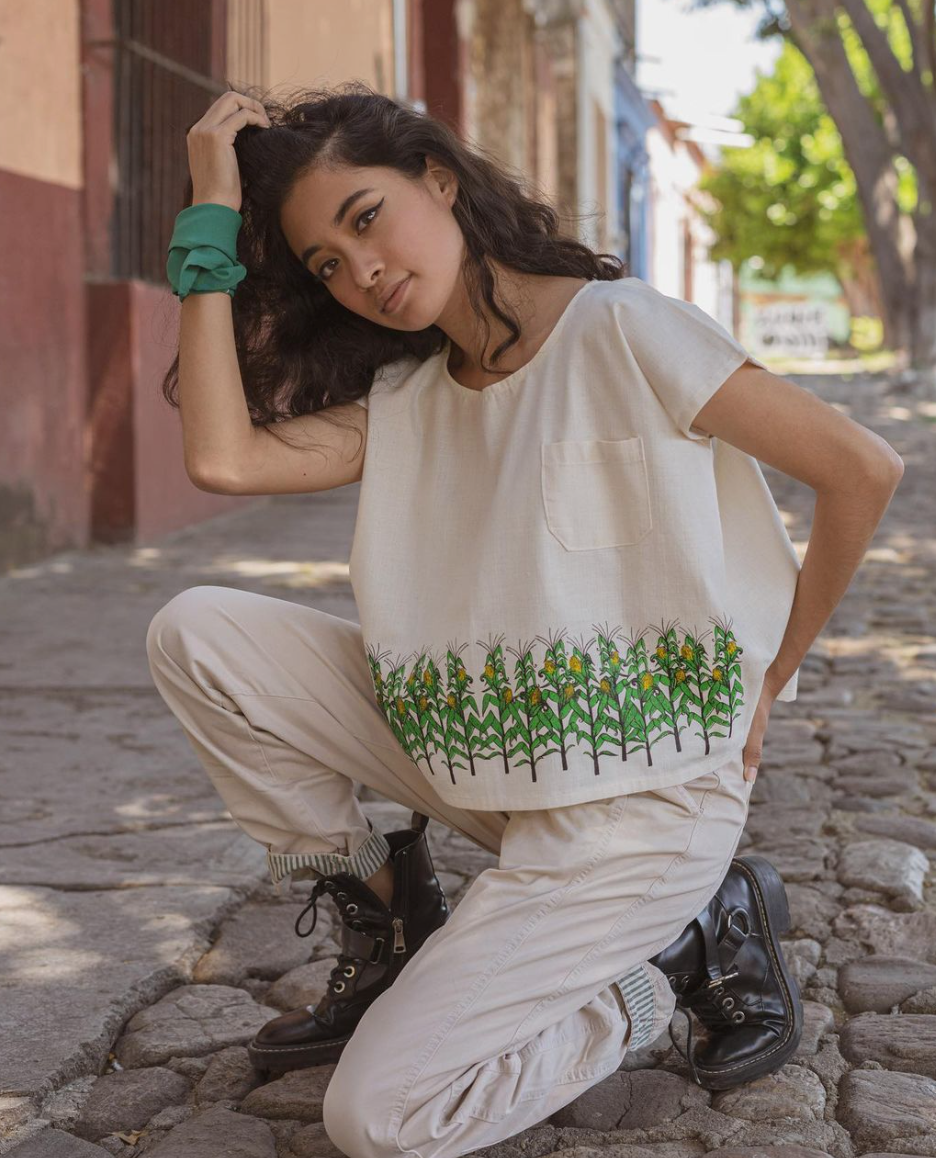 MARIAS V. Blusa maíz color natural